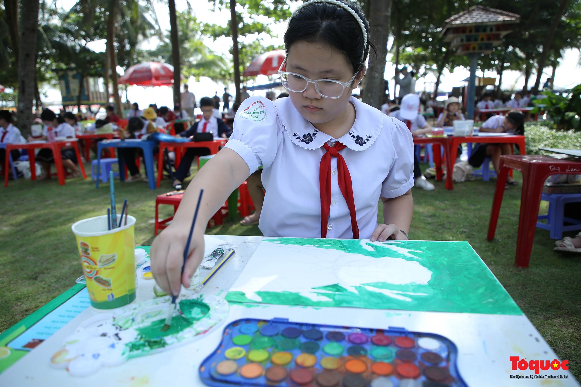 Hơn 100 học sinh Đà Nẵng tham gia cuộc thi vẽ tranh &quot;Vì một Sơn Trà xanh&quot; - Ảnh 8.