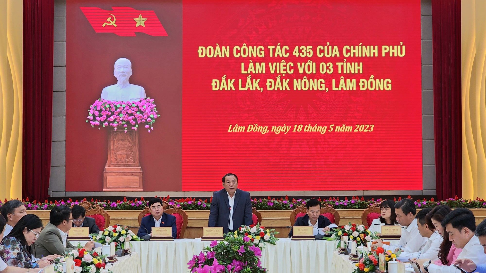 Bộ trưởng Nguyễn Văn Hùng dẫn đầu đoàn công tác Chính phủ làm việc với ba tỉnh Tây Nguyên