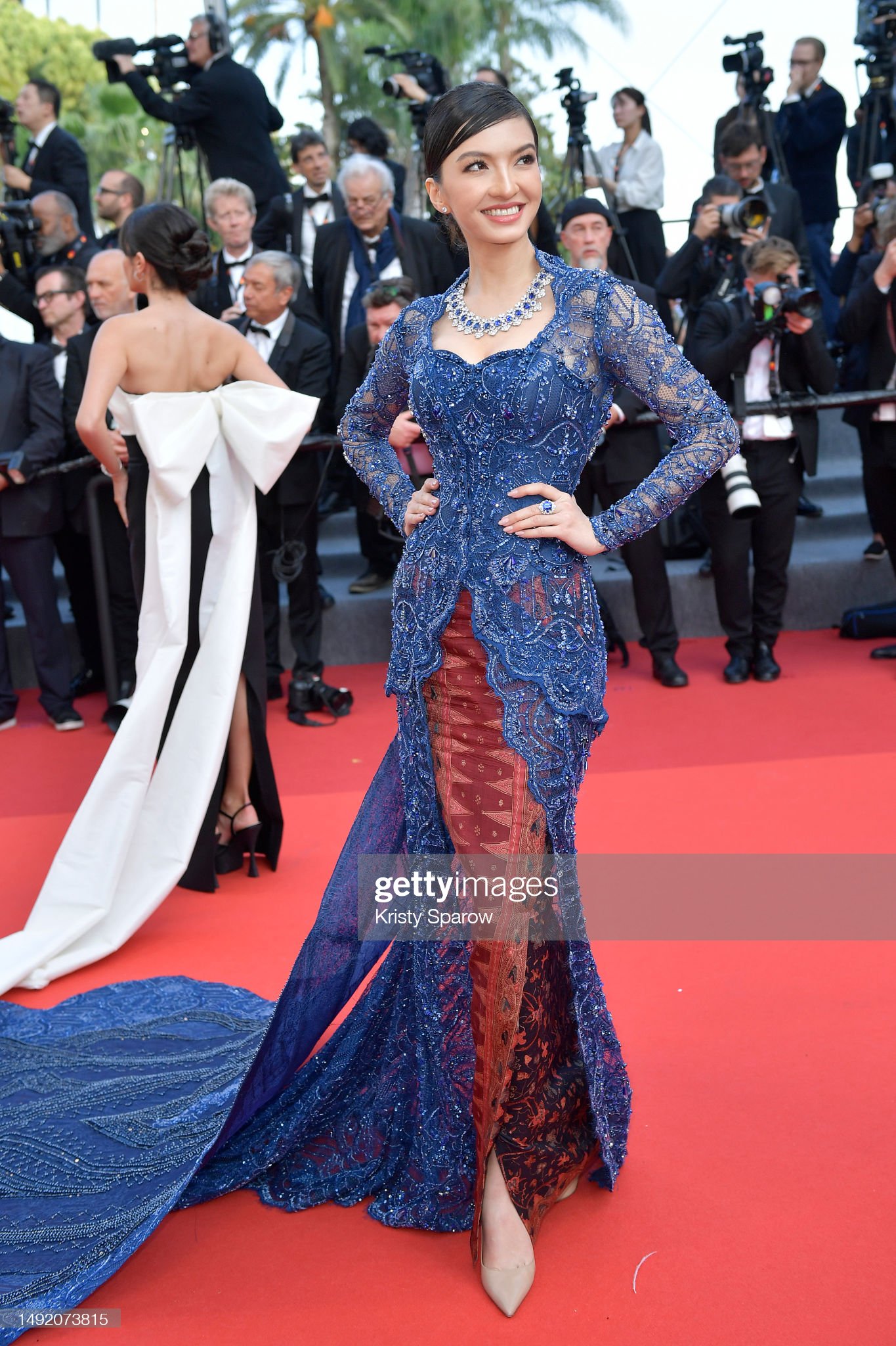 Thảm đỏ Cannes 2023 ngày 6: Jennifer Lawrence - Gigi Hadid đẹp choáng ngợp, Irina Shayk hở bạo lấn át dàn sao - Ảnh 20.