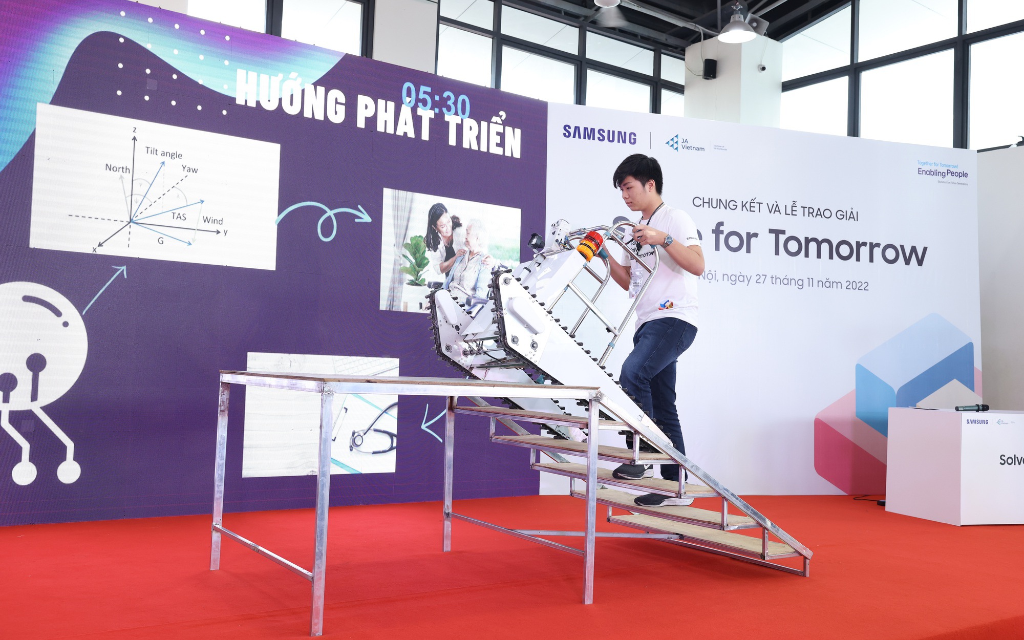 Solve for Tomorrow và những điểm nhấn ấn tượng trên hành trình “Khẳng ...