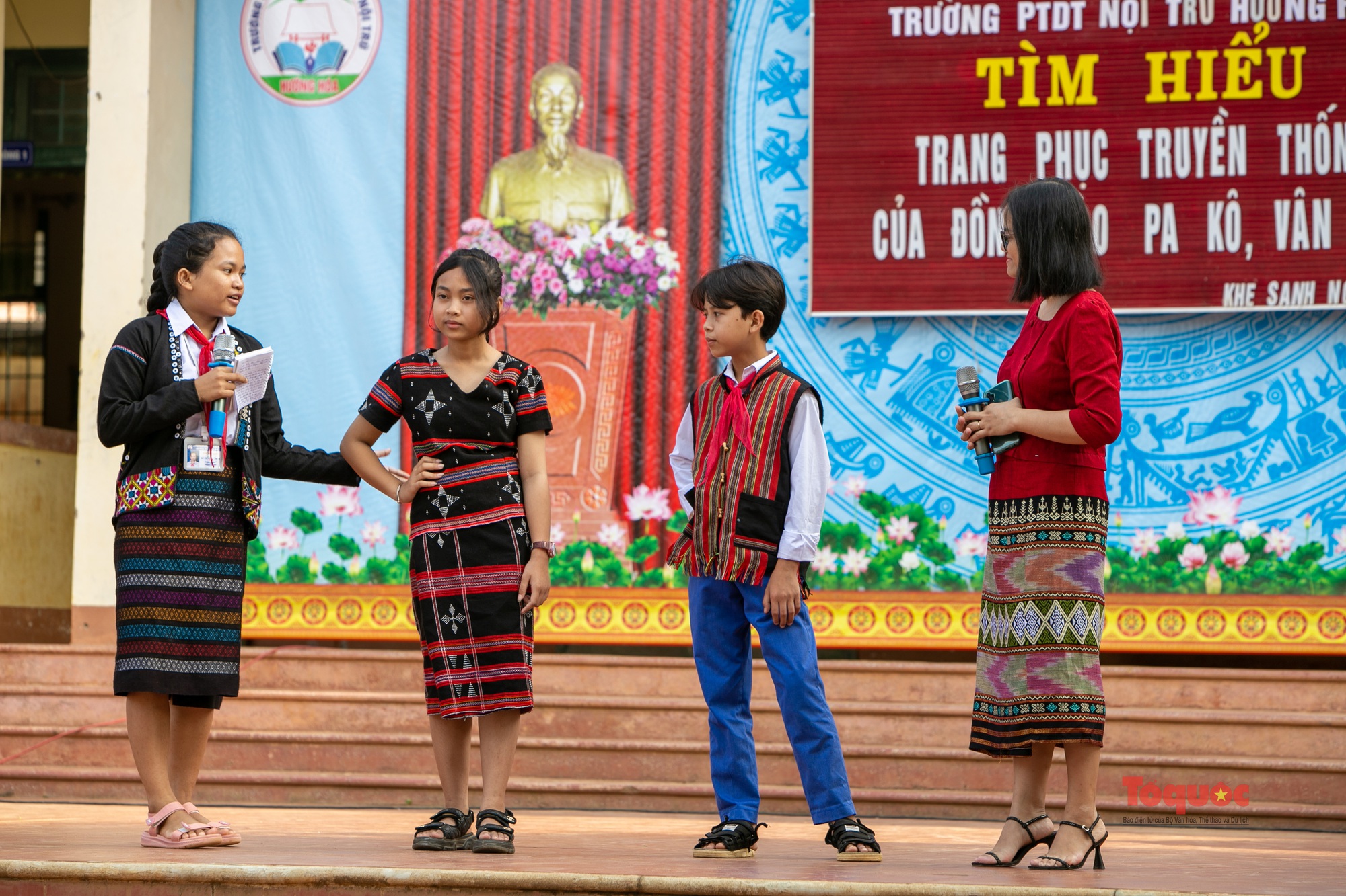 Khơi dậy niềm tự hào về trang phục truyền thống các dân tộc trong trường học - Ảnh 6.