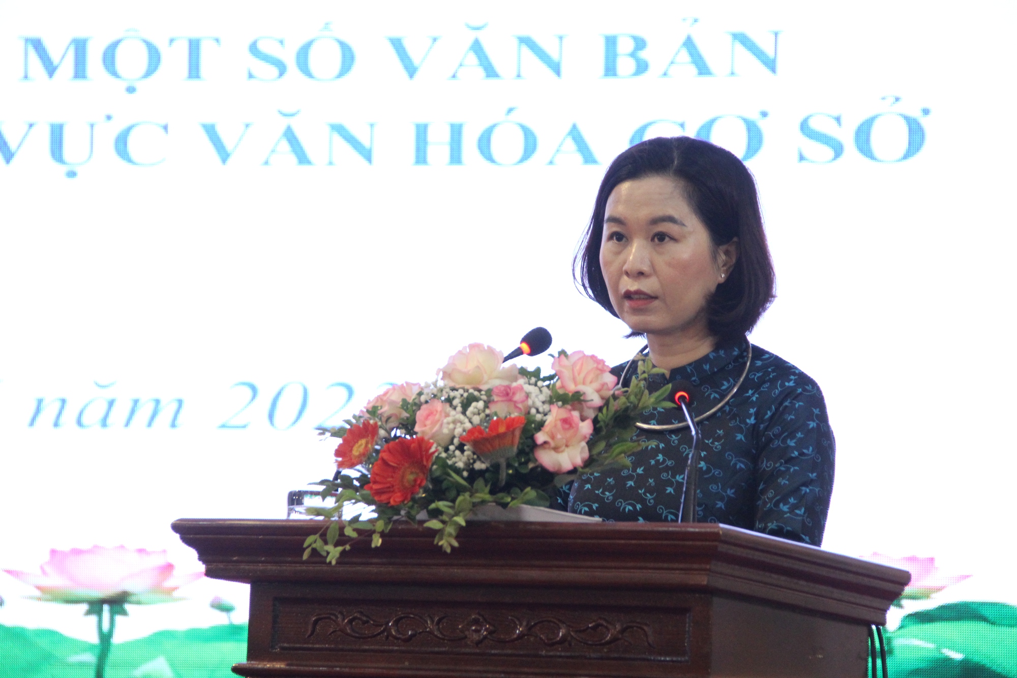 Thứ trưởng Trịnh Thị Thuỷ: Quản lý kinh doanh dịch vụ karaoke, vũ trường phải sát sao, chặt chẽ, phối hợp đồng bộ - Ảnh 2.