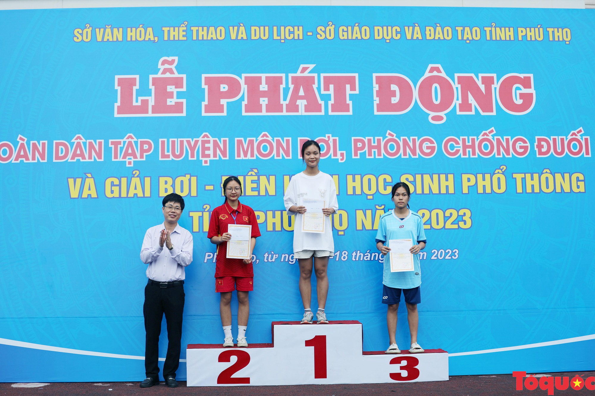 Phú Thọ bế mạc Giải Bơi - Điền kinh học sinh phổ thông tỉnh năm 2023 - Ảnh 14.