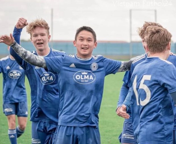 Việt kiều 18 tuổi từng lên đội tuyển trẻ của Cộng hòa Séc về hội quân với U23 Việt Nam - Ảnh 1.