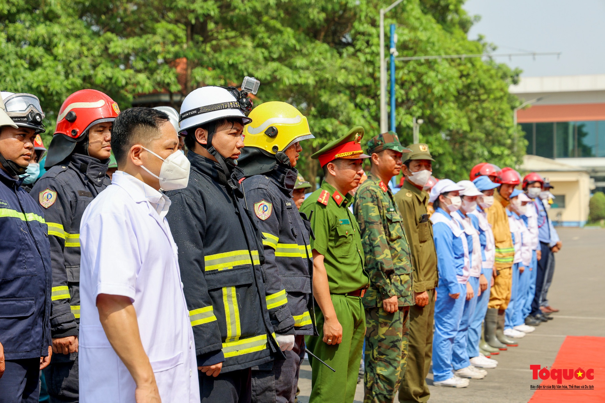 Hà Nội: Phòng chống cháy nổ được đặt lên hàng đầu ở các khu công nghiệp Mê Linh - Ảnh 16.