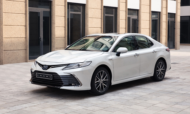 Toyota Camry 6 năm không lên đời nhưng sắp có nhiều nâng cấp lớn về trang bị - Ảnh 2.