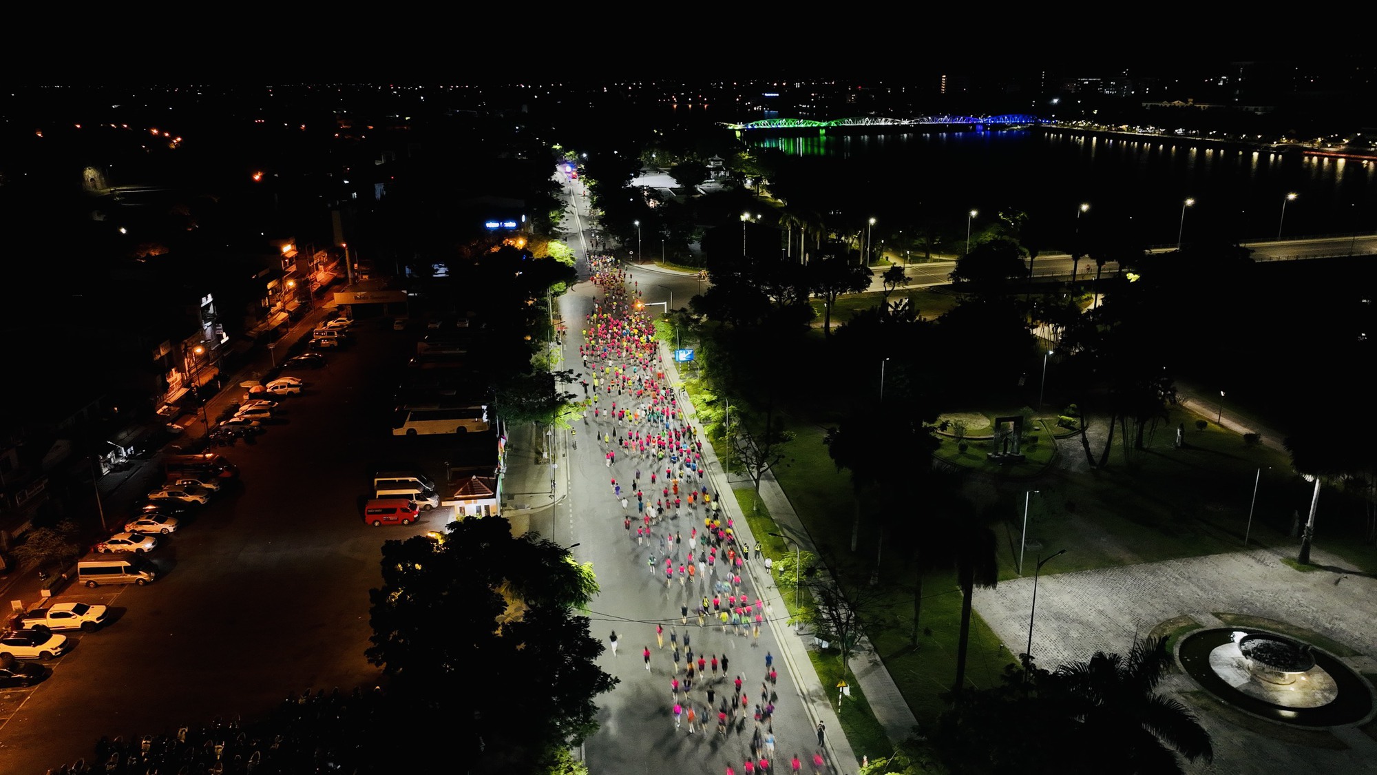 Hàng nghìn vận động viên hào hứng tham gia Giải chạy Hue Half Marathon 2023 - Ảnh 5.