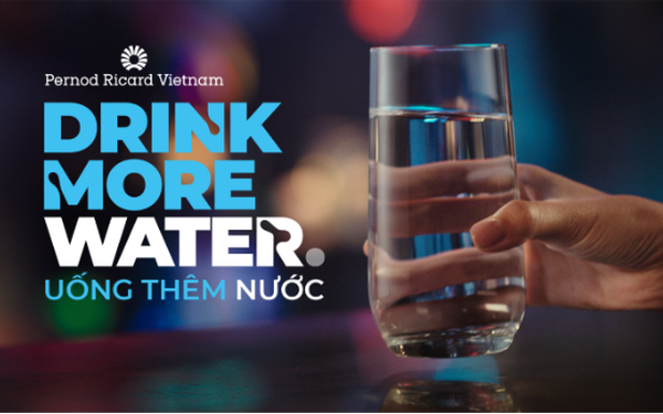 Pernod Ricard Việt Nam triển khai chiến dịch &quot;Drink More Water&quot; - Ảnh 1.