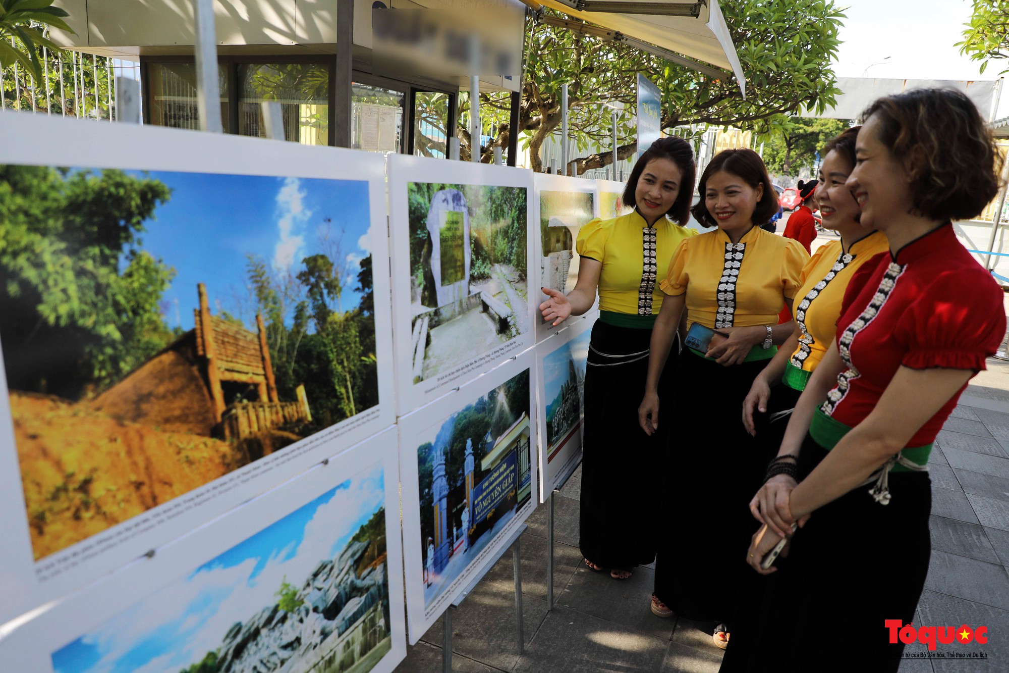 Triển lãm ảnh &quot;Điện Biên Phủ - điểm hẹn lịch sử, văn hóa và du lịch&quot; tại Đà Nẵng - Ảnh 8.