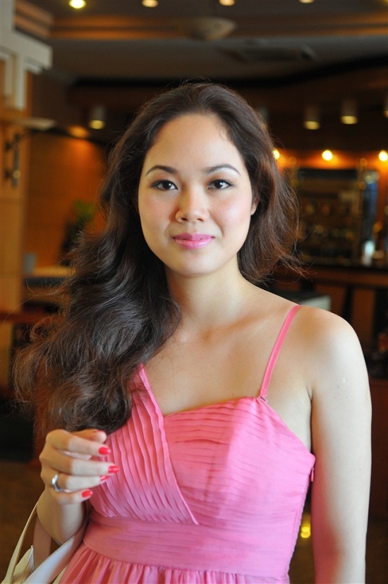 Nhan sắc hoa hậu đầu tiên của Việt Nam thi Miss World: 38 tuổi vẫn đẹp cuốn hút - Ảnh 3.