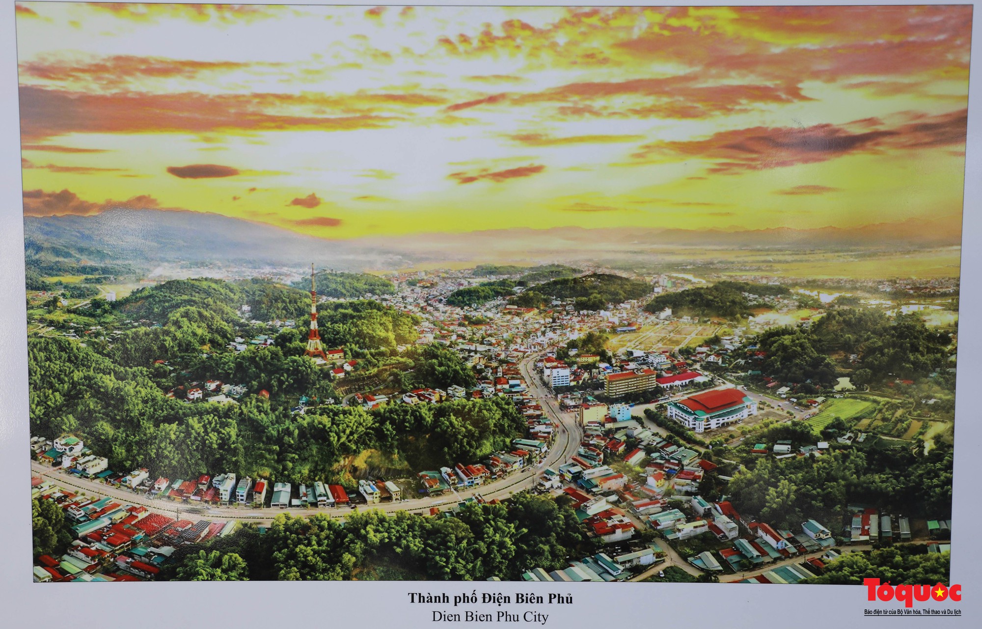 Triển lãm ảnh &quot;Điện Biên Phủ - điểm hẹn lịch sử, văn hóa và du lịch&quot; tại Đà Nẵng - Ảnh 14.