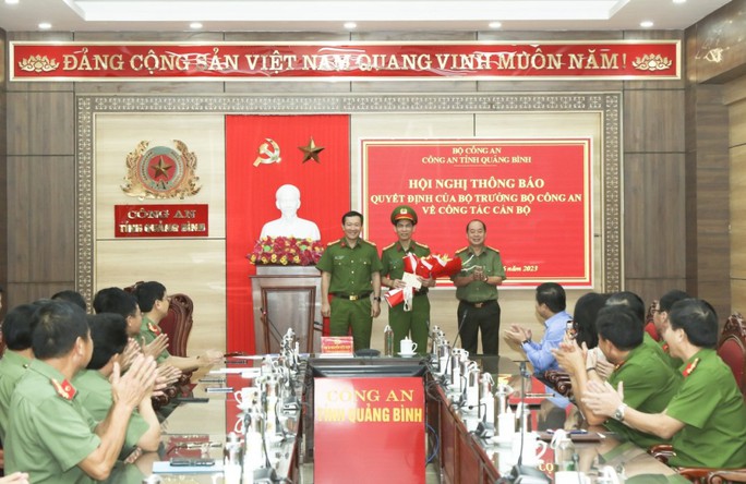 Phó Giám đốc Công an tỉnh Quảng Bình nhận nhiệm vụ mới - Ảnh 1.