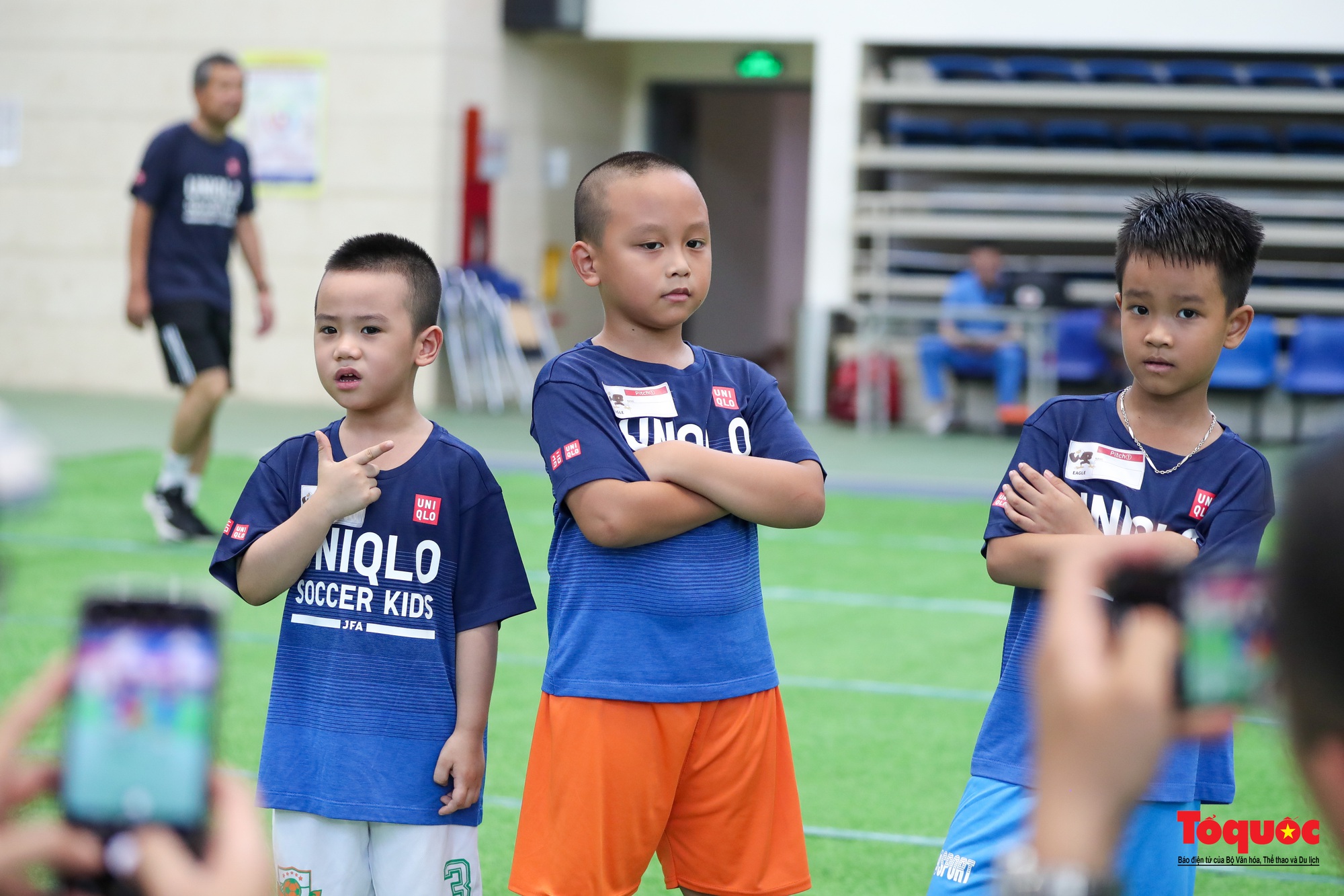 Trẻ em thích thú  trải nghiệm bóng đá thiếu nhi cùng với ngôi sao bóng đá Việt Nam và Nhật Bản - Ảnh 22.