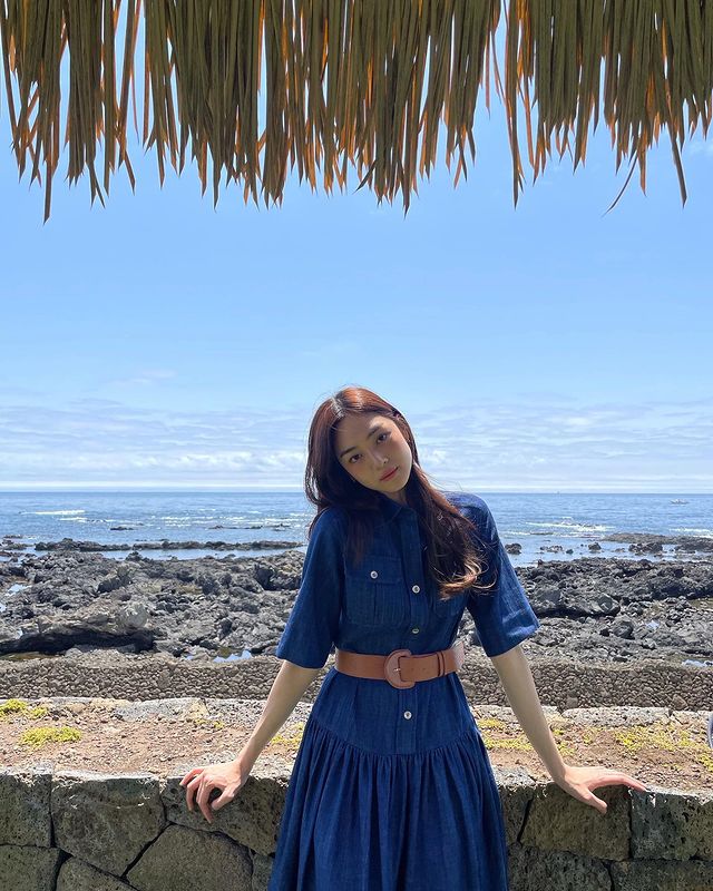 Không phải nữ chính hay nữ phụ, đây mới là mỹ nhân mặc đẹp từ trong phim ''Celebrity'' đến ngoài đời  - Ảnh 10.