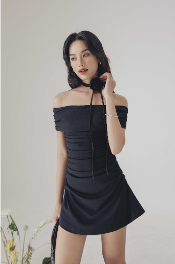 Không phải nữ chính hay nữ phụ, đây mới là mỹ nhân ''Người Nổi Tiếng'' mặc đẹp từ trong phim đến ngoài đời  - Ảnh 20.