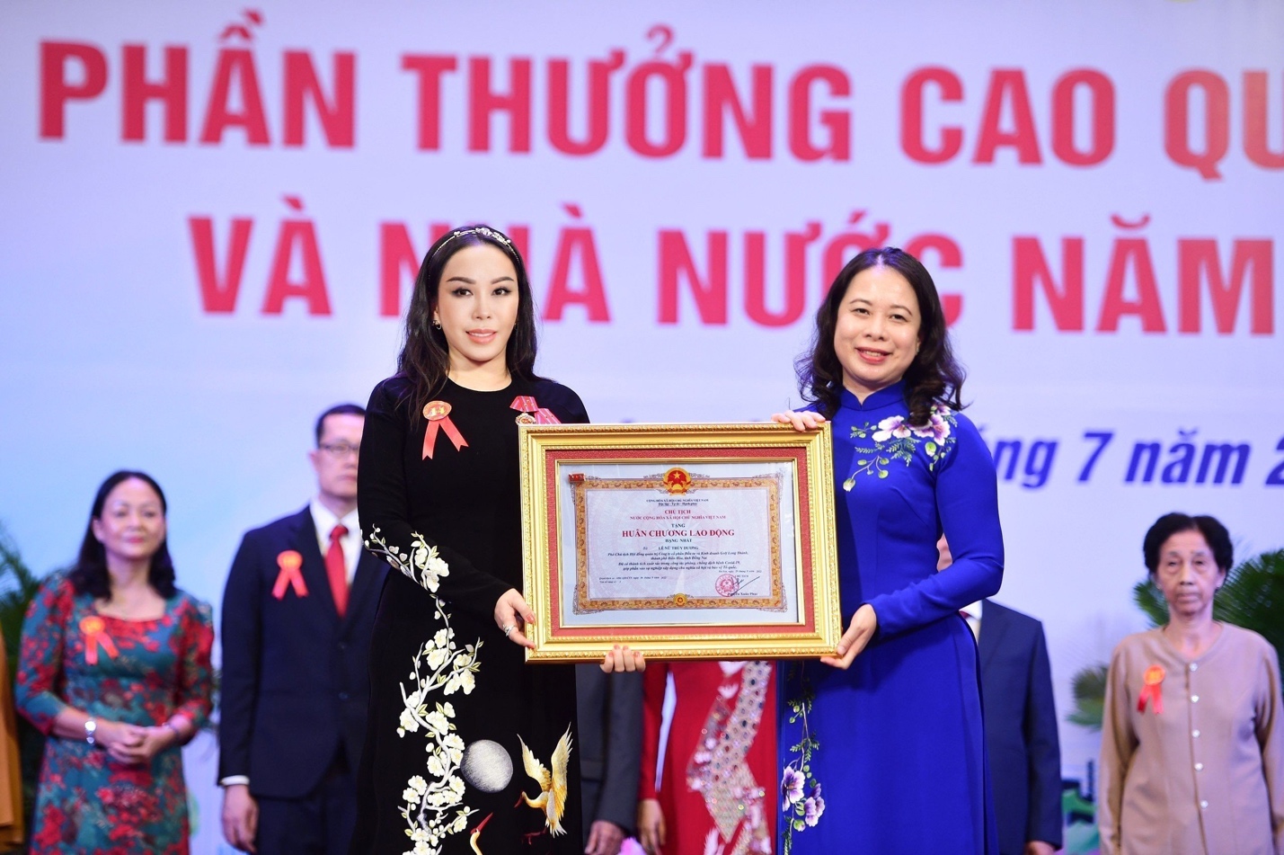 PCT Tập đoàn KN Holdings được tặng Huân chương Lao động hạng Nhất - Ảnh 1.