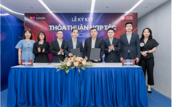 Viettel Digital và Lazada Việt Nam hợp tác thúc đẩy mua sắm không tiền mặt - Ảnh 1.