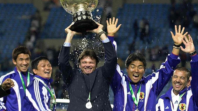 HLV Troussier nói lời thẳng thắn với AFC về giấc mơ World Cup, muốn rèn tuyển Việt Nam theo cách ở Nhật Bản - Ảnh 3.