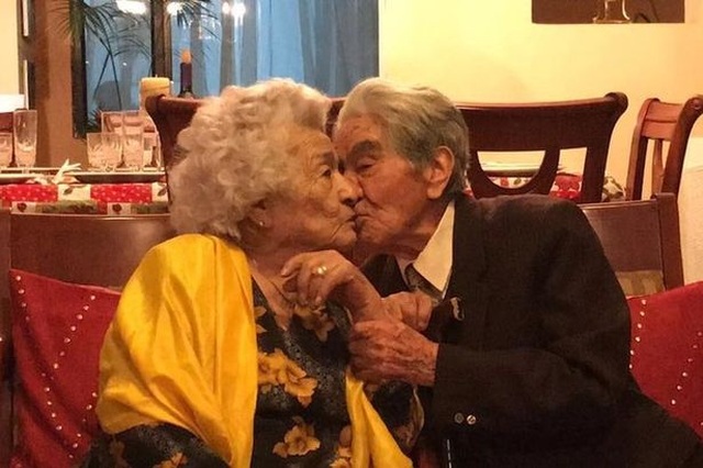 Ít tập thể dục, thích ăn đồ ngọt, cặp vợ chồng này vẫn sống hơn 100 tuổi nhờ 2 điều đơn giản - Ảnh 1.