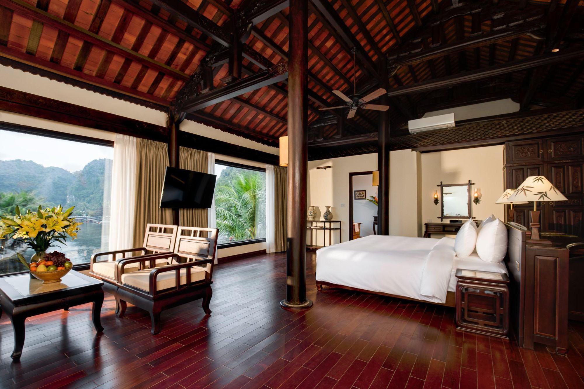 Tận hưởng không gian nghỉ dưỡng đậm dấu ấn biệt phủ Bắc Bộ cùng Emeralda Resort Tam Cốc - Ảnh 2.