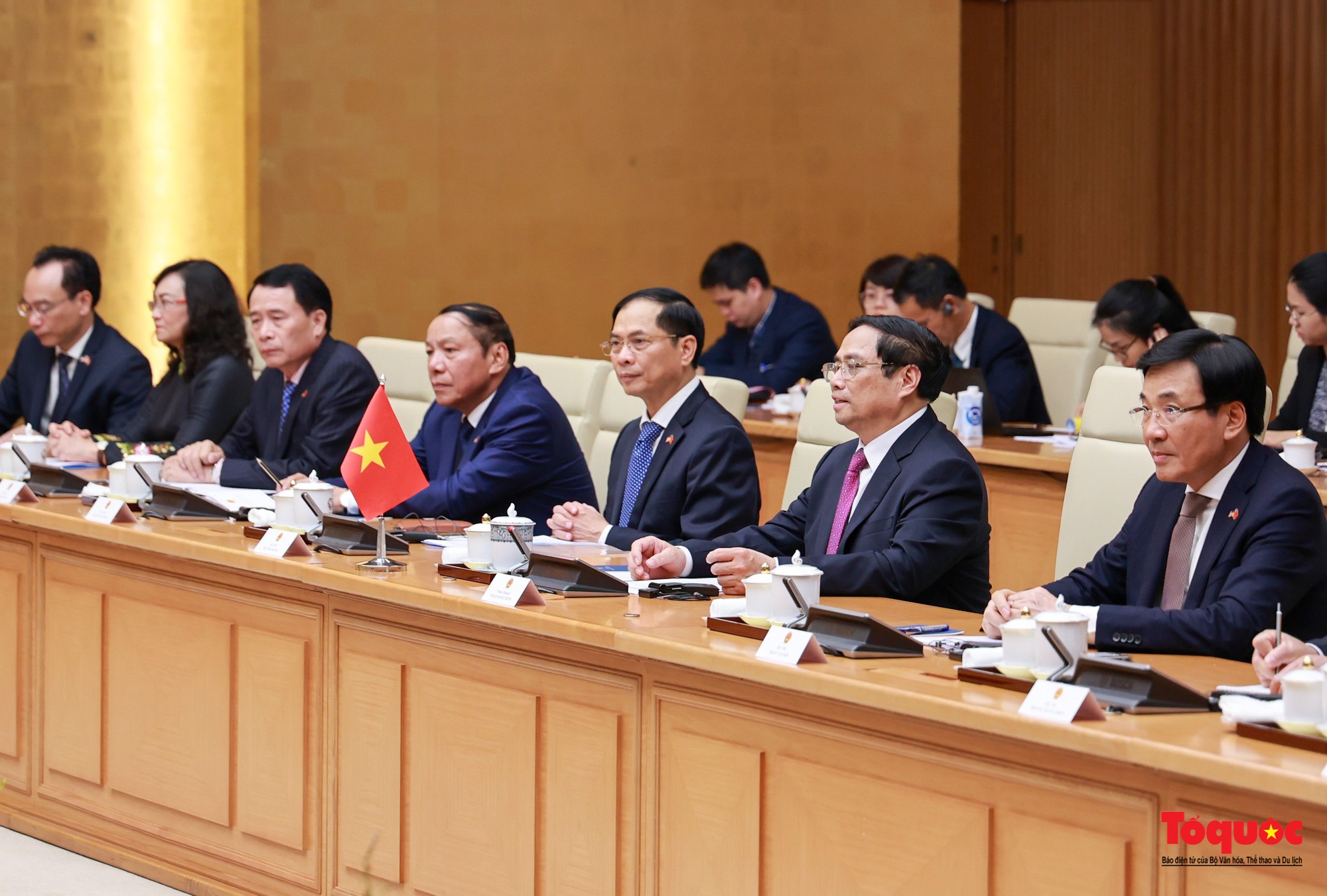 Thủ tướng Phạm Minh Chính chủ trì lễ đón Thủ tướng Malaysia thăm Việt Nam - Ảnh 10.