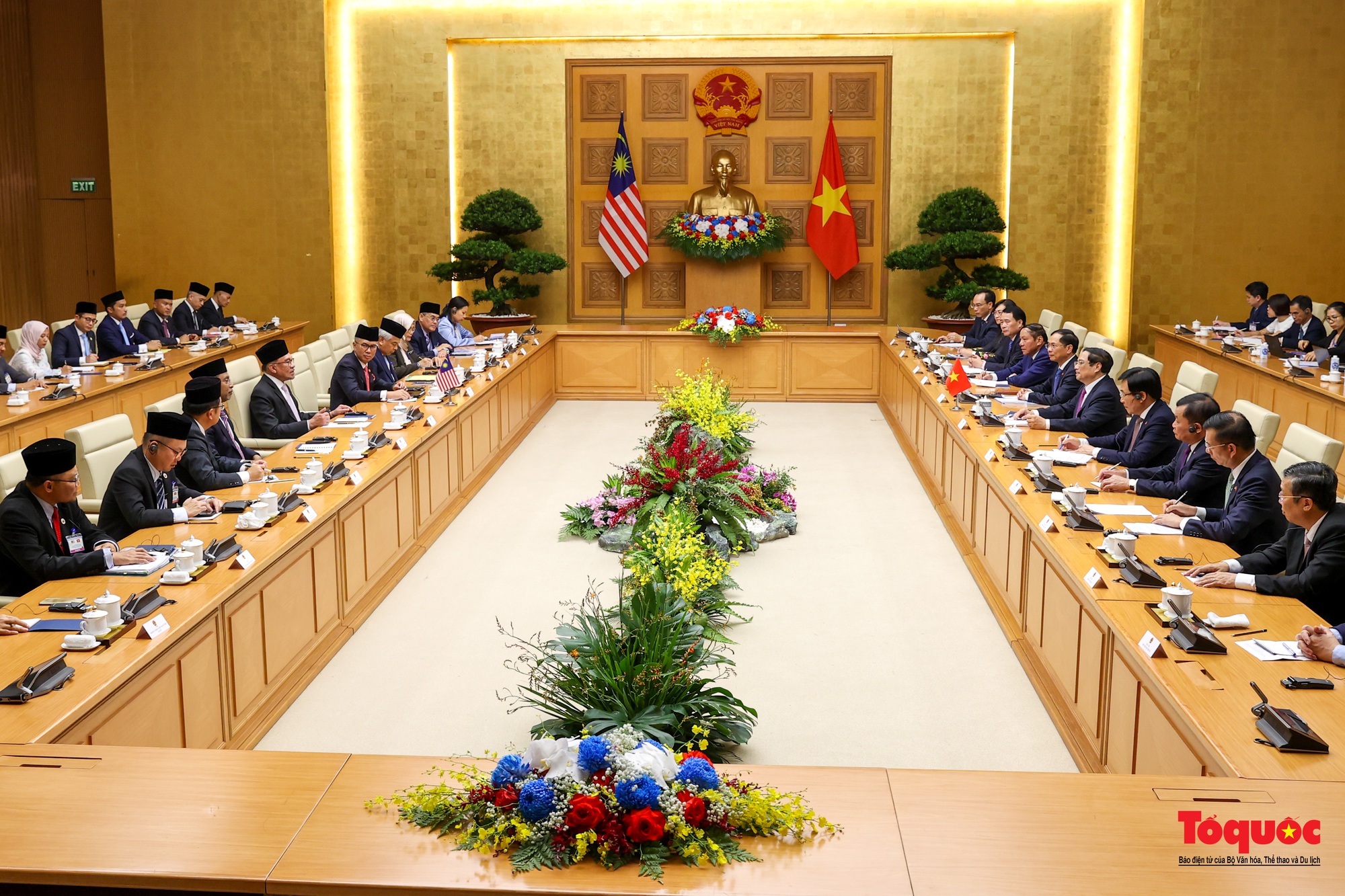 Thủ tướng Phạm Minh Chính chủ trì lễ đón Thủ tướng Malaysia thăm Việt Nam - Ảnh 9.
