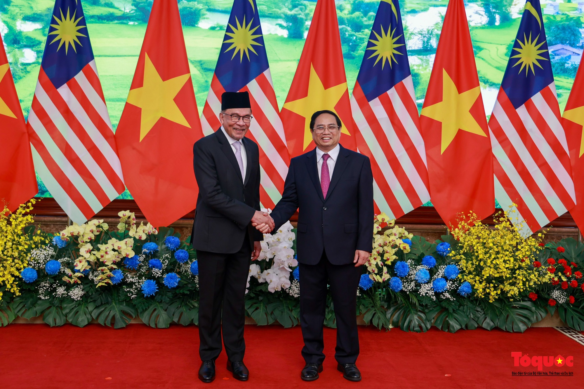 Thủ tướng Phạm Minh Chính chủ trì lễ đón Thủ tướng Malaysia thăm Việt Nam - Ảnh 8.