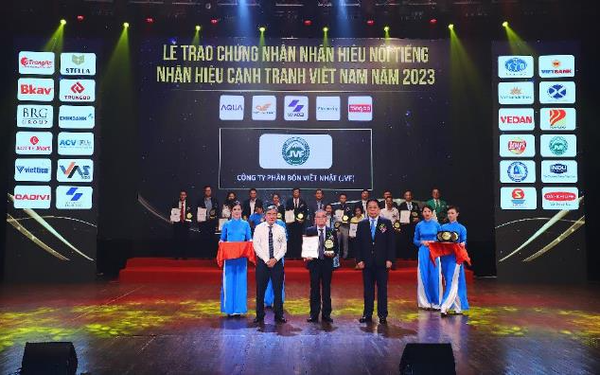 JVF nhận danh hiệu Top 10 Nhãn hiệu nổi tiếng Việt Nam năm 2023 - Ảnh 1.