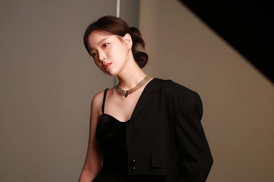 Bước tiến của mỹ nhân Kim Ji Eun trong “Longing for You” - Ảnh 1.
