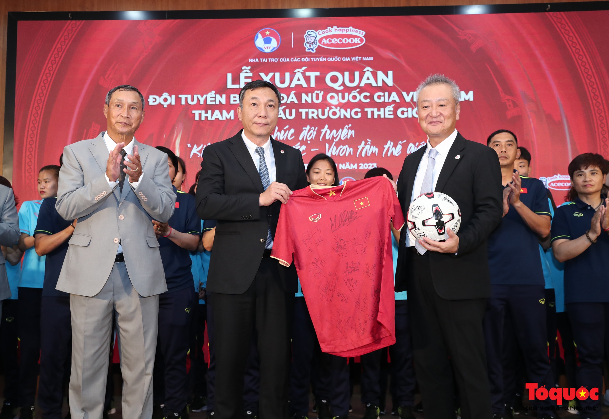 Tuyển nữ Việt Nam nhận tài trợ khủng tại lễ xuất quân dự World Cup 2023 - Ảnh 15.