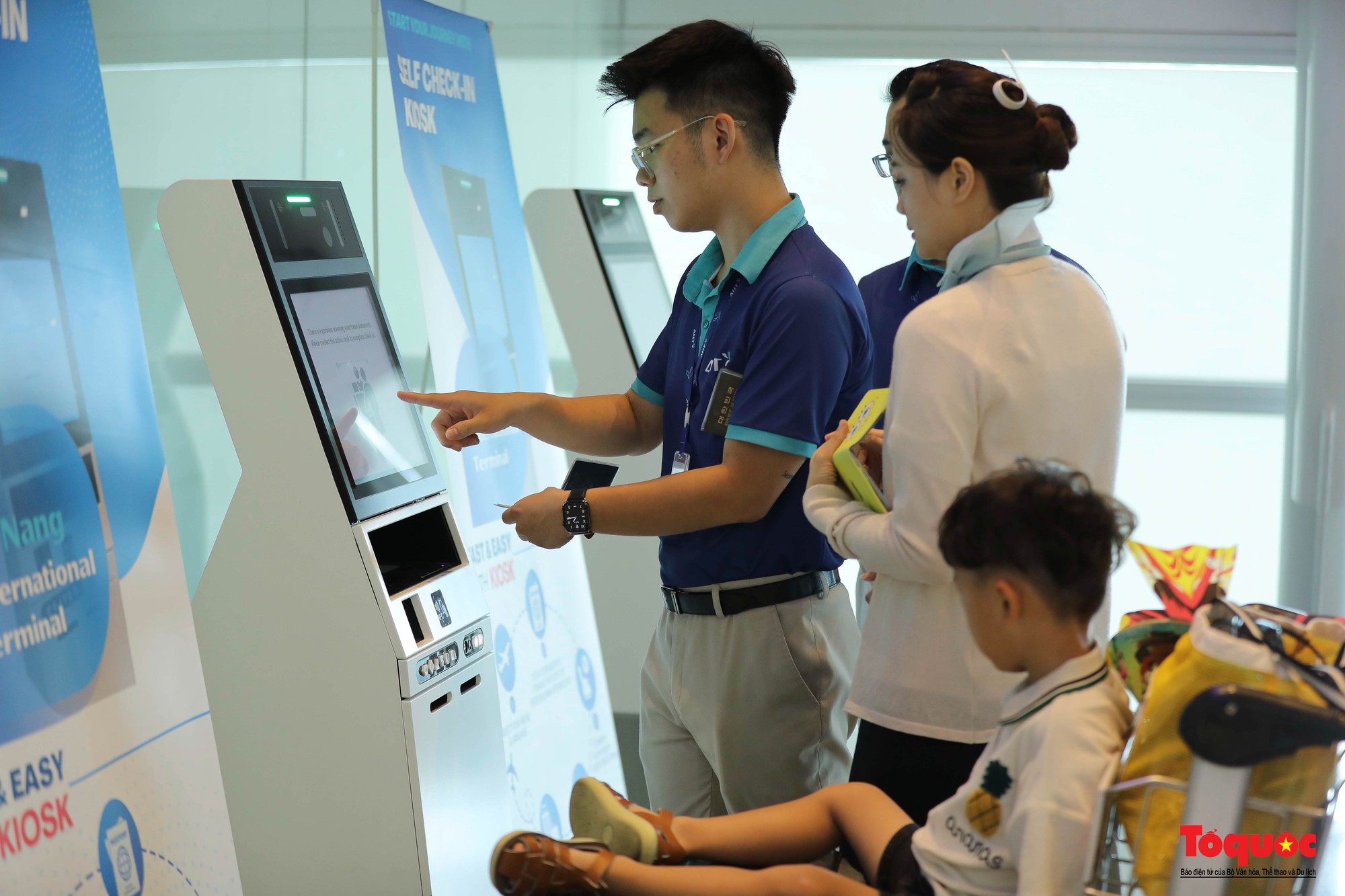 Nhà ga Quốc tế Đà Nẵng triển khai dịch vụ check-in tự động cho hành khách hãng Korean Air - Ảnh 12.