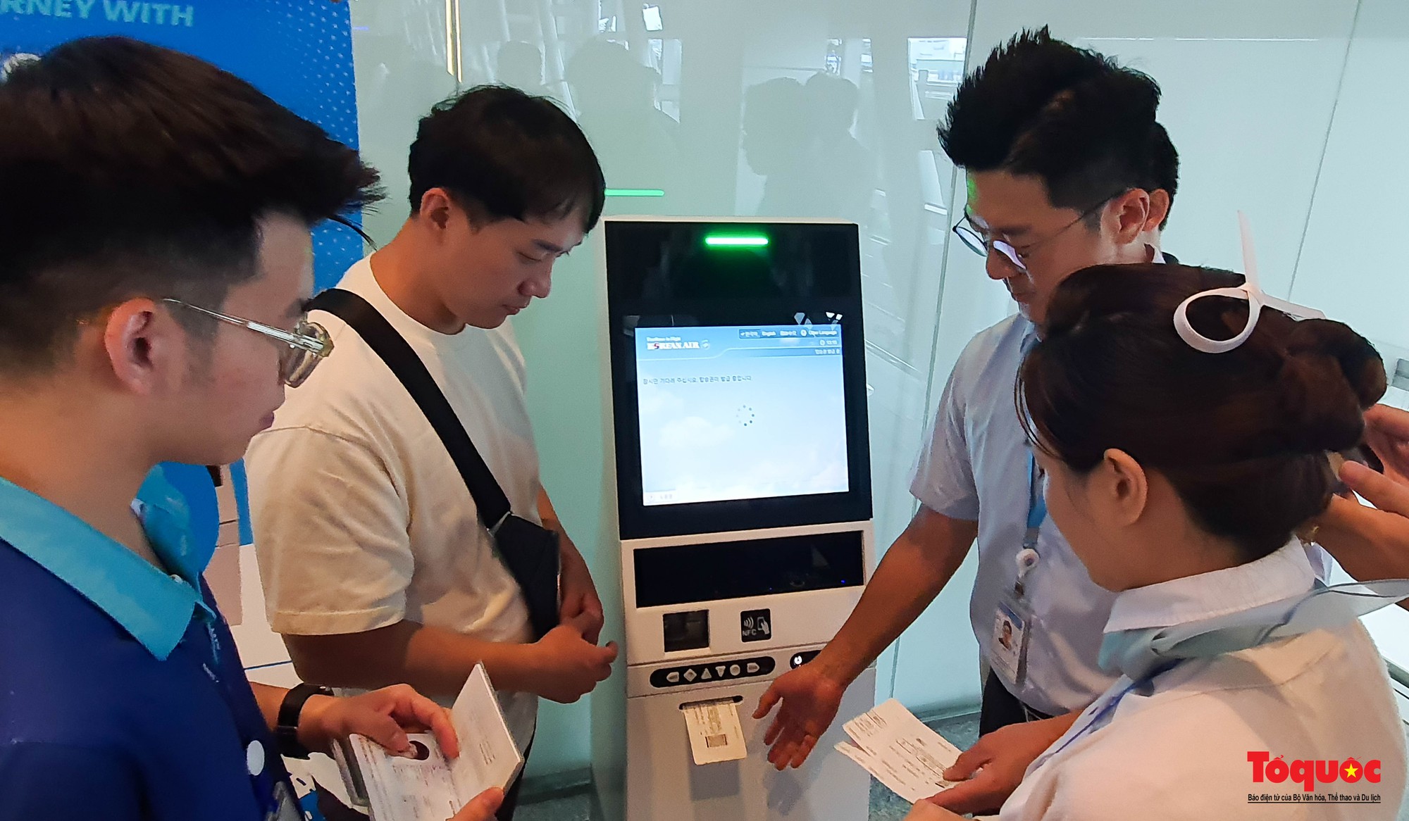 Nhà ga Quốc tế Đà Nẵng triển khai dịch vụ check-in tự động cho hành khách hãng Korean Air - Ảnh 6.