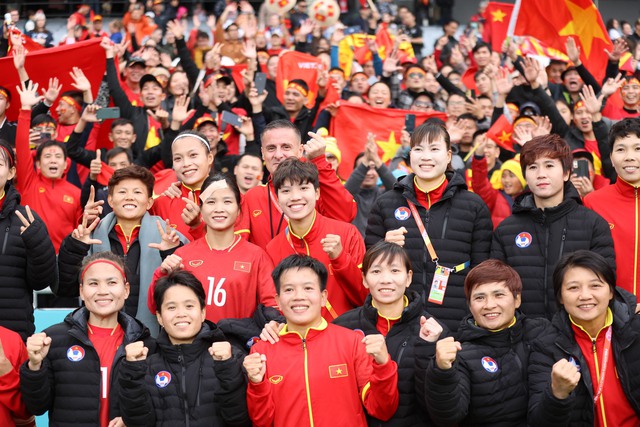 Tuyển nữ Việt Nam khép lại kỳ World Cup lịch sử - Ảnh 2.