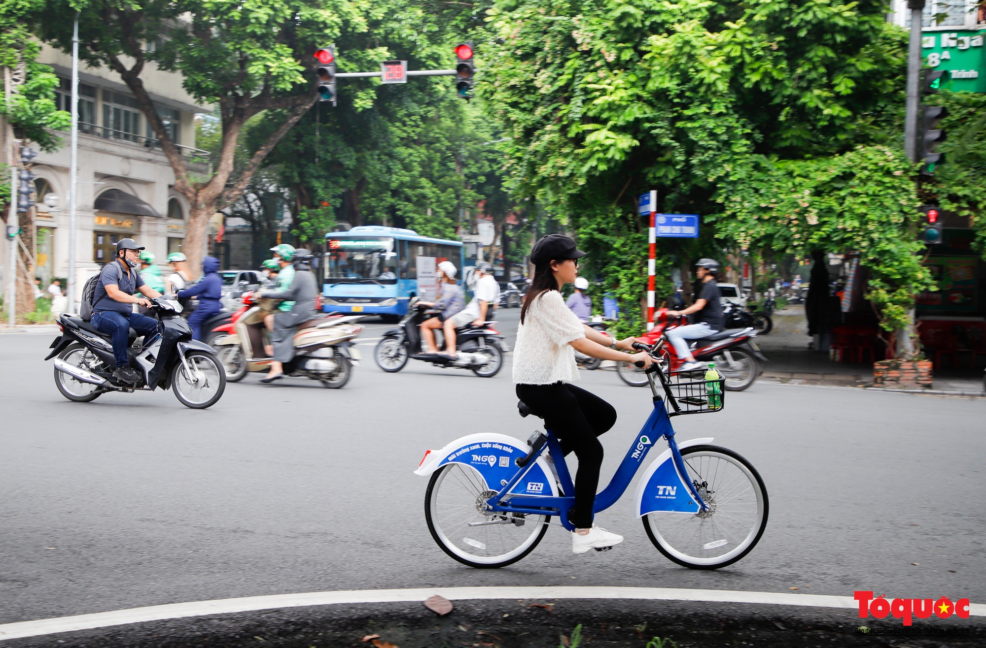 Hà Nội chính thức vận hành trạm xe đạp công cộng - Ảnh 9.