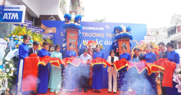 Eximbank khai trương chi nhánh Bắc Giang - Ảnh 1.