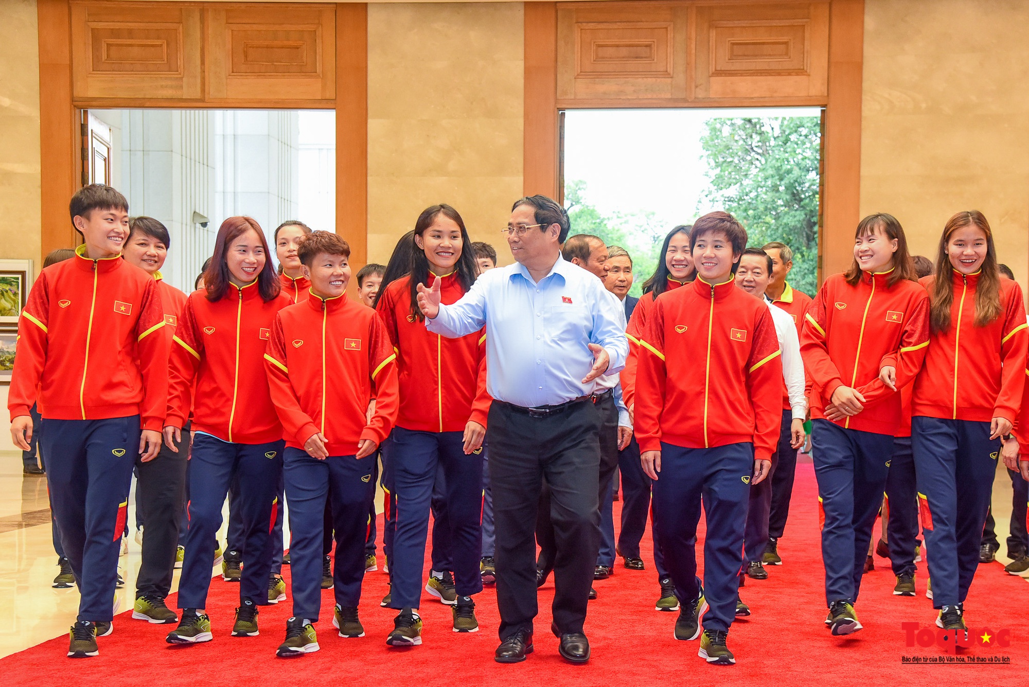 Chùm ảnh: Thủ tướng Phạm Minh Chính gặp mặt, biểu dương Đội tuyển bóng đá nữ Quốc gia Việt Nam - Ảnh 1.