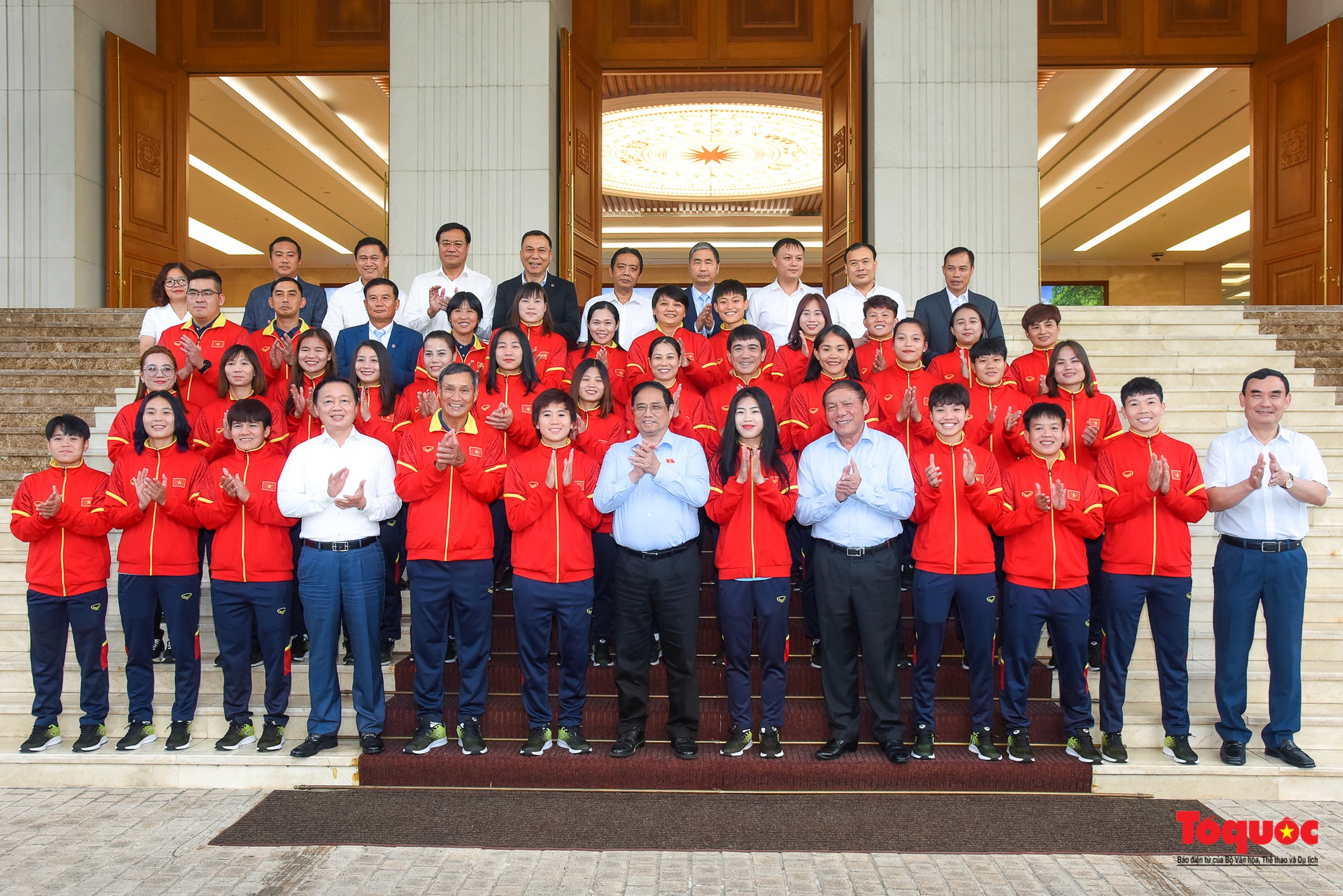 Chùm ảnh: Thủ tướng Phạm Minh Chính gặp mặt, biểu dương Đội tuyển bóng đá nữ Quốc gia Việt Nam - Ảnh 13.