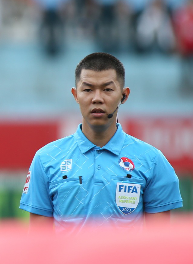 2 trọng tài Việt Nam được AFF mời bắt tại giải U23 Đông Nam Á - Ảnh 2.