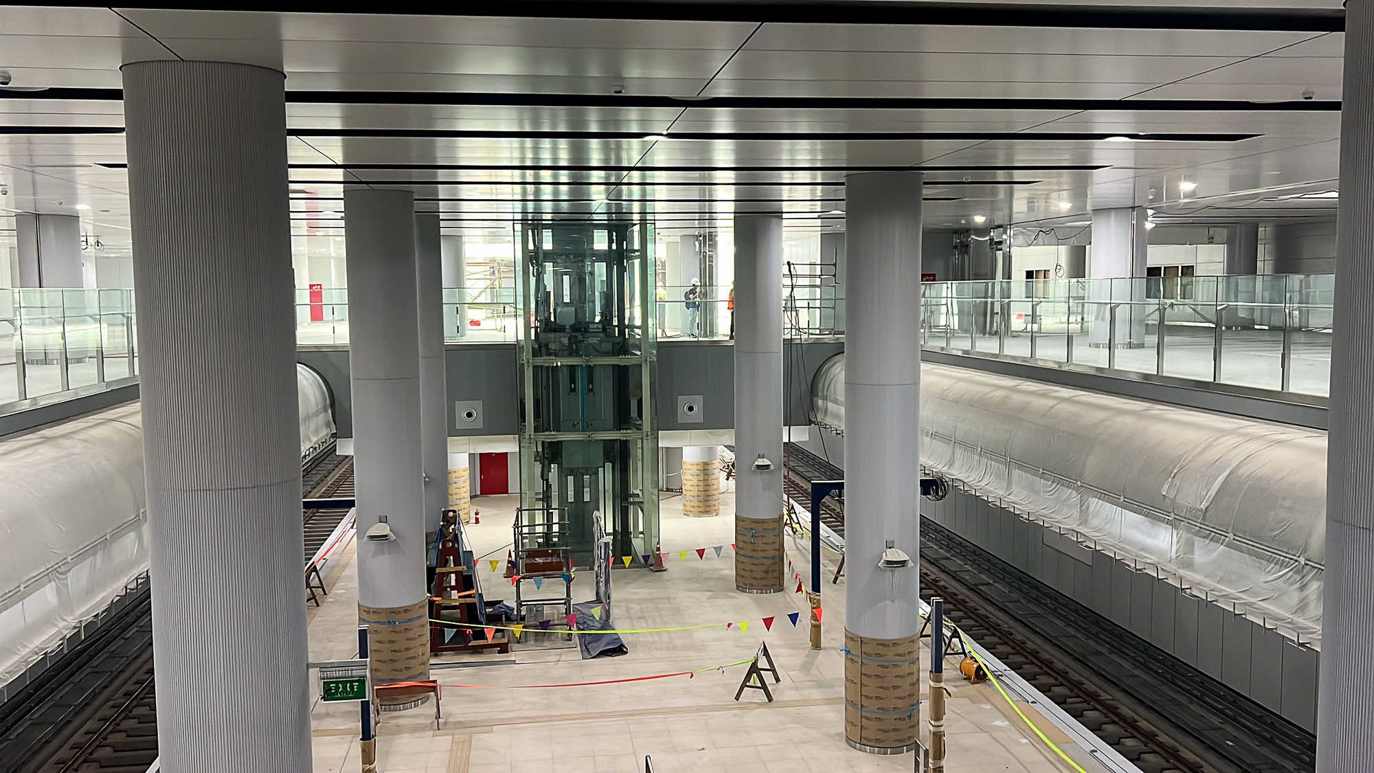 Hoàn thành hơn 99%, ga Trung tâm Bến Thành của tuyến Metro TP.HCM đẹp như mơ - Ảnh 10.