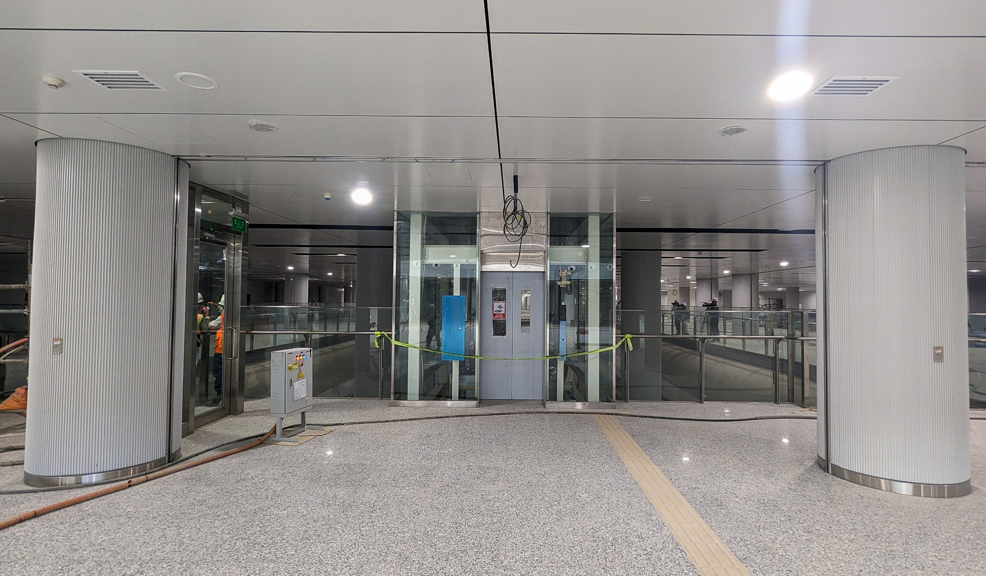 Hoàn thành hơn 99%, ga Trung tâm Bến Thành của tuyến Metro TP.HCM đẹp như mơ - Ảnh 13.