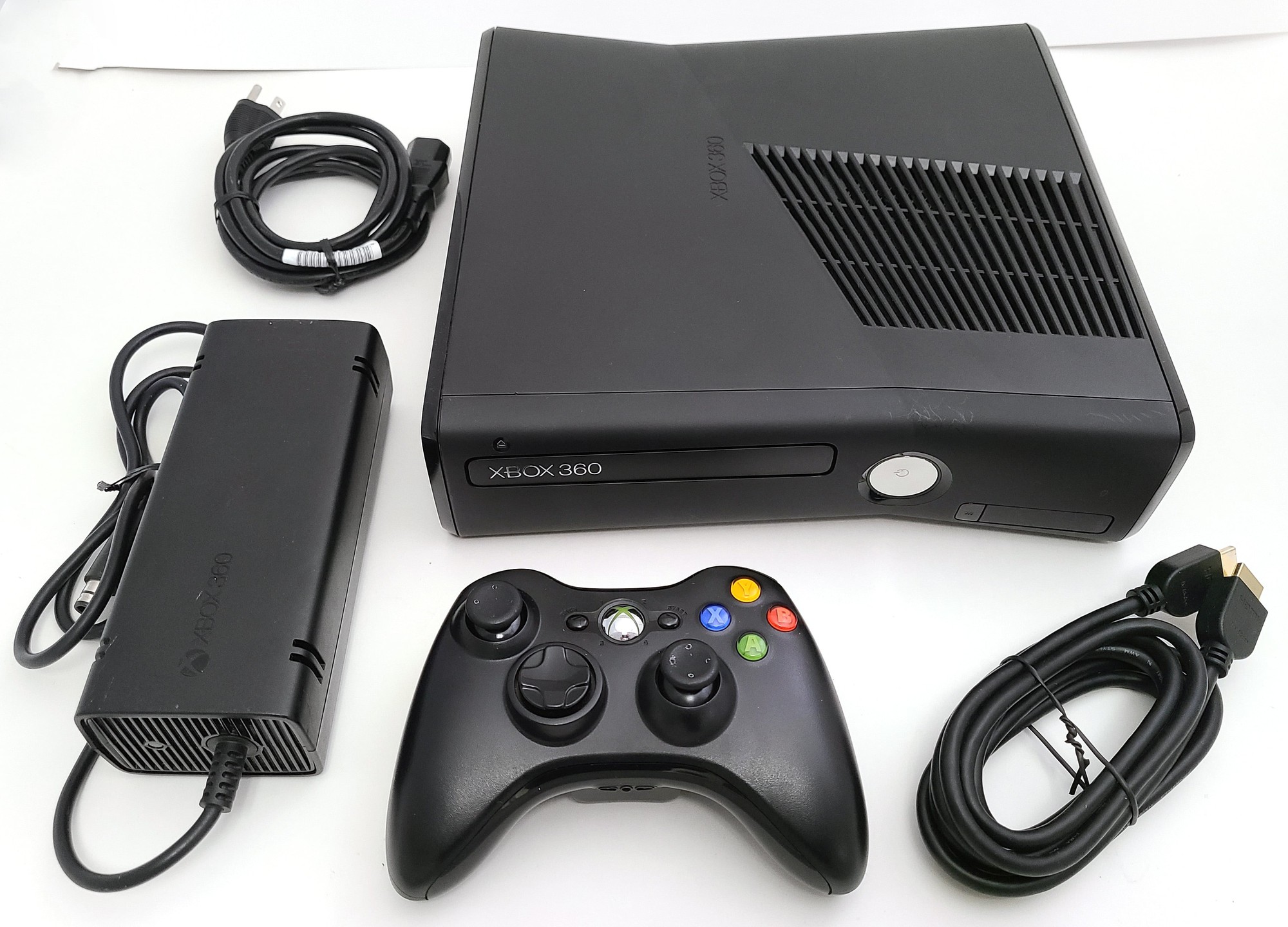 Hệ máy kinh điển Xbox 360 sắp đi vào dĩ vãng - Ảnh 2.