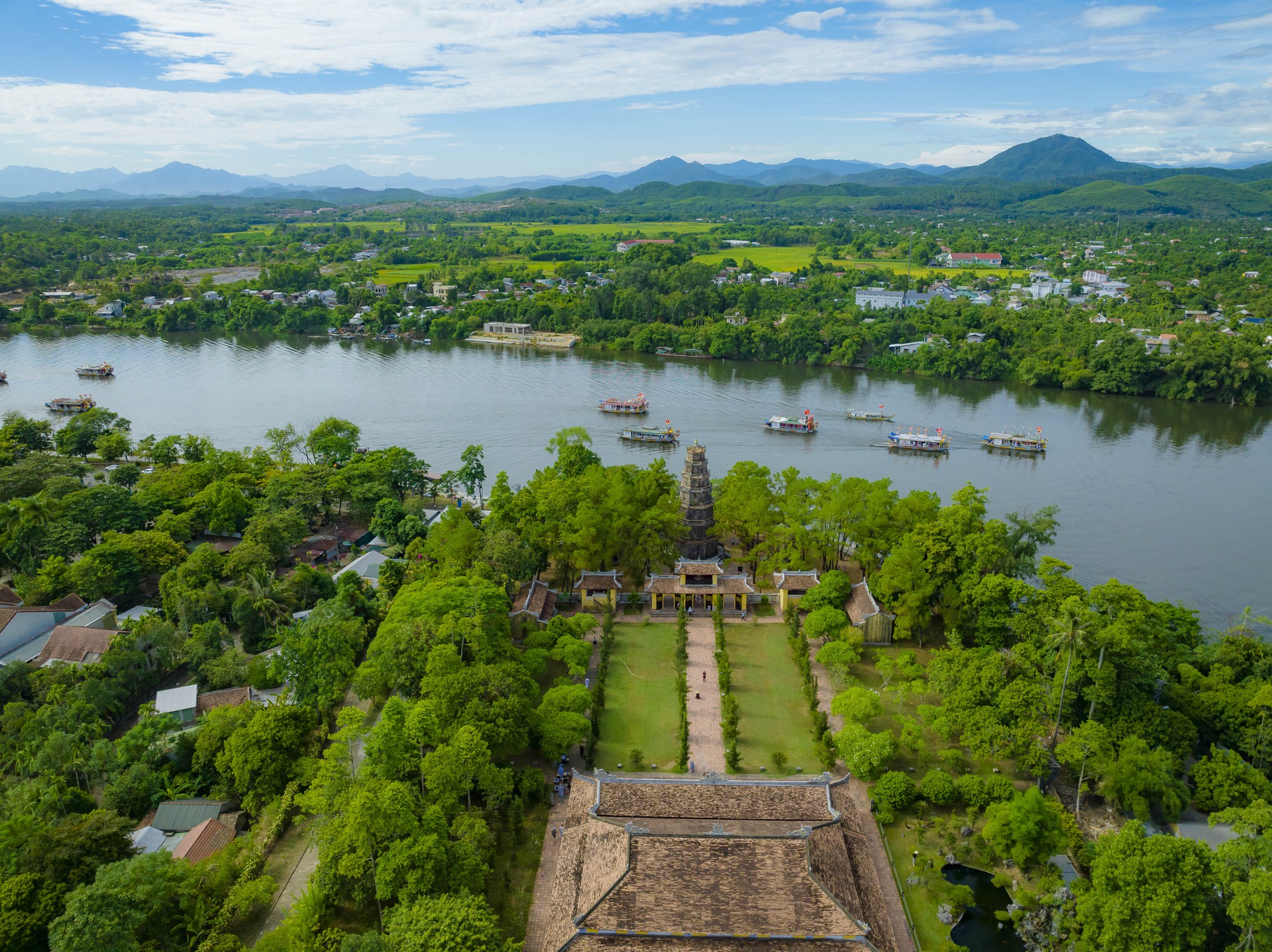 Khai hội Điện Huệ Nam tháng bảy Âm lịch - Ảnh 10.