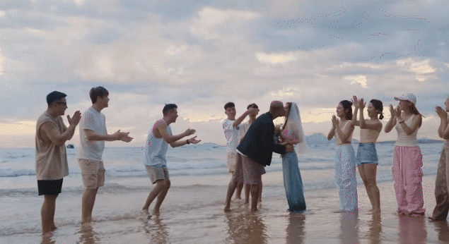 BigDaddy - Emily tổ chức đám cưới “độc nhất vô nhị” trên bãi biển, một hot girl đình đám bắt được hoa cưới  - Ảnh 5.