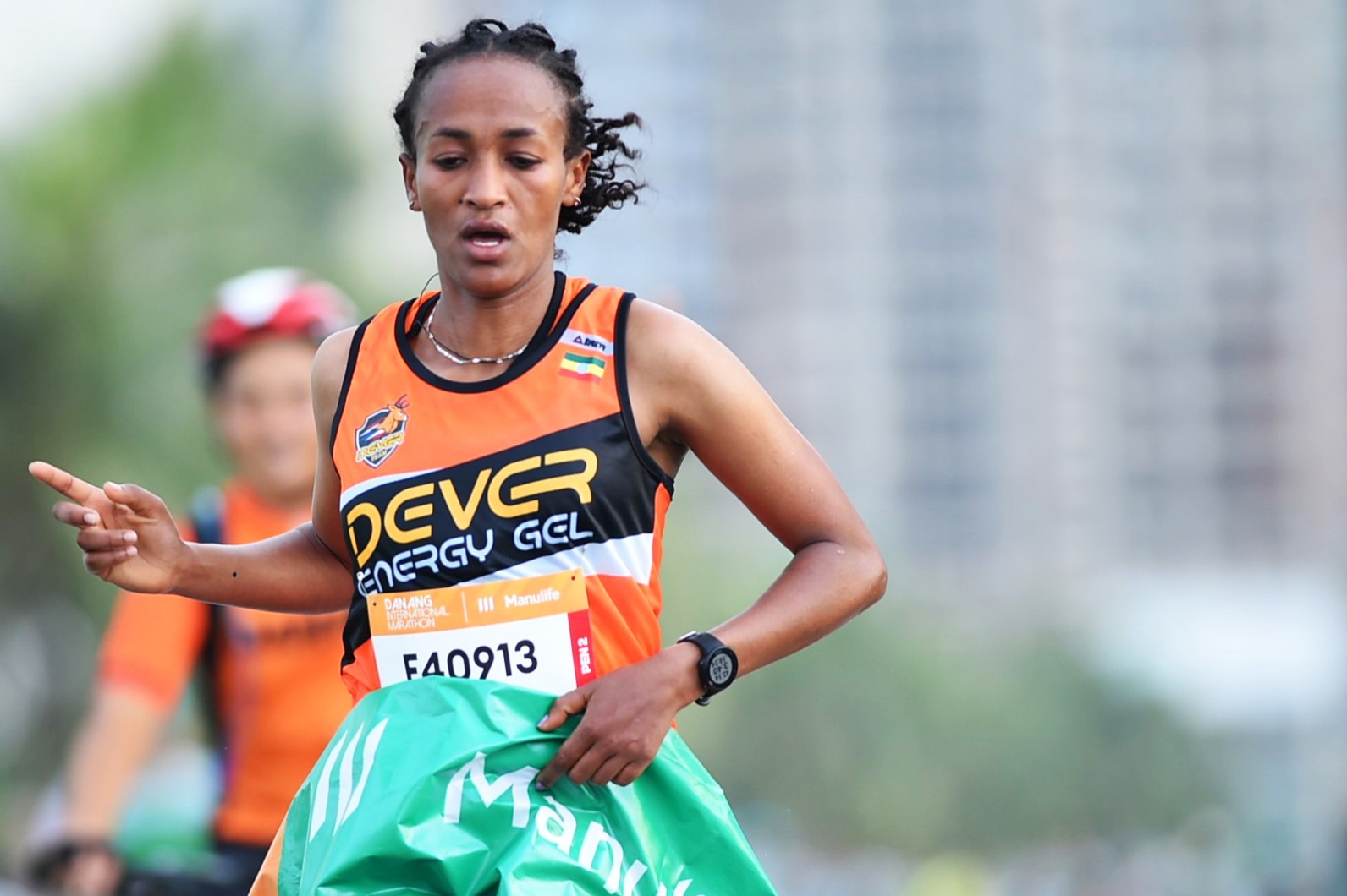 Kỷ lục 42km được phá tại giải Marathon Quốc tế Đà Nẵng 2023  - Ảnh 9.