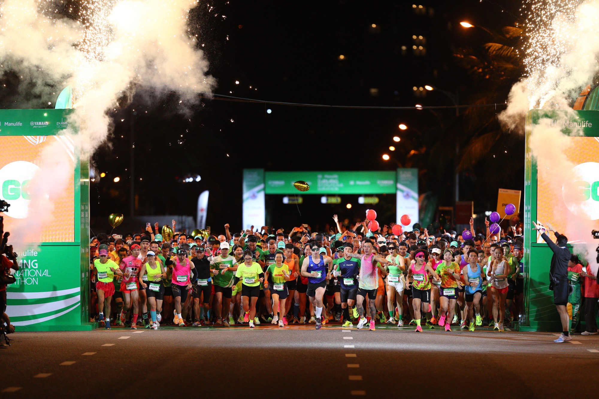 Kỷ lục 42km được phá tại giải Marathon Quốc tế Đà Nẵng 2023  - Ảnh 1.