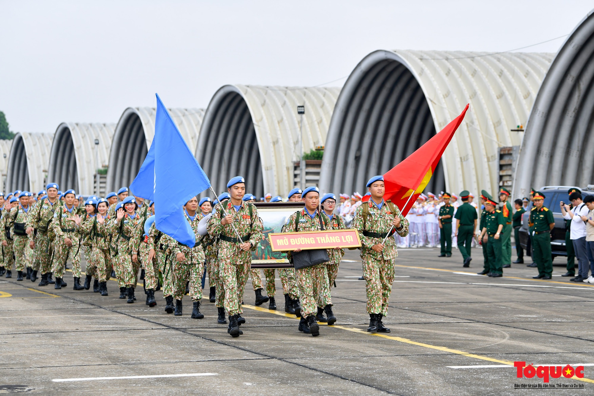 Lực lượng "mũ nồi xanh" của QDND Việt Nam  lên đường thực hiện nhiệm vụ tại Abyei - Ảnh 3.