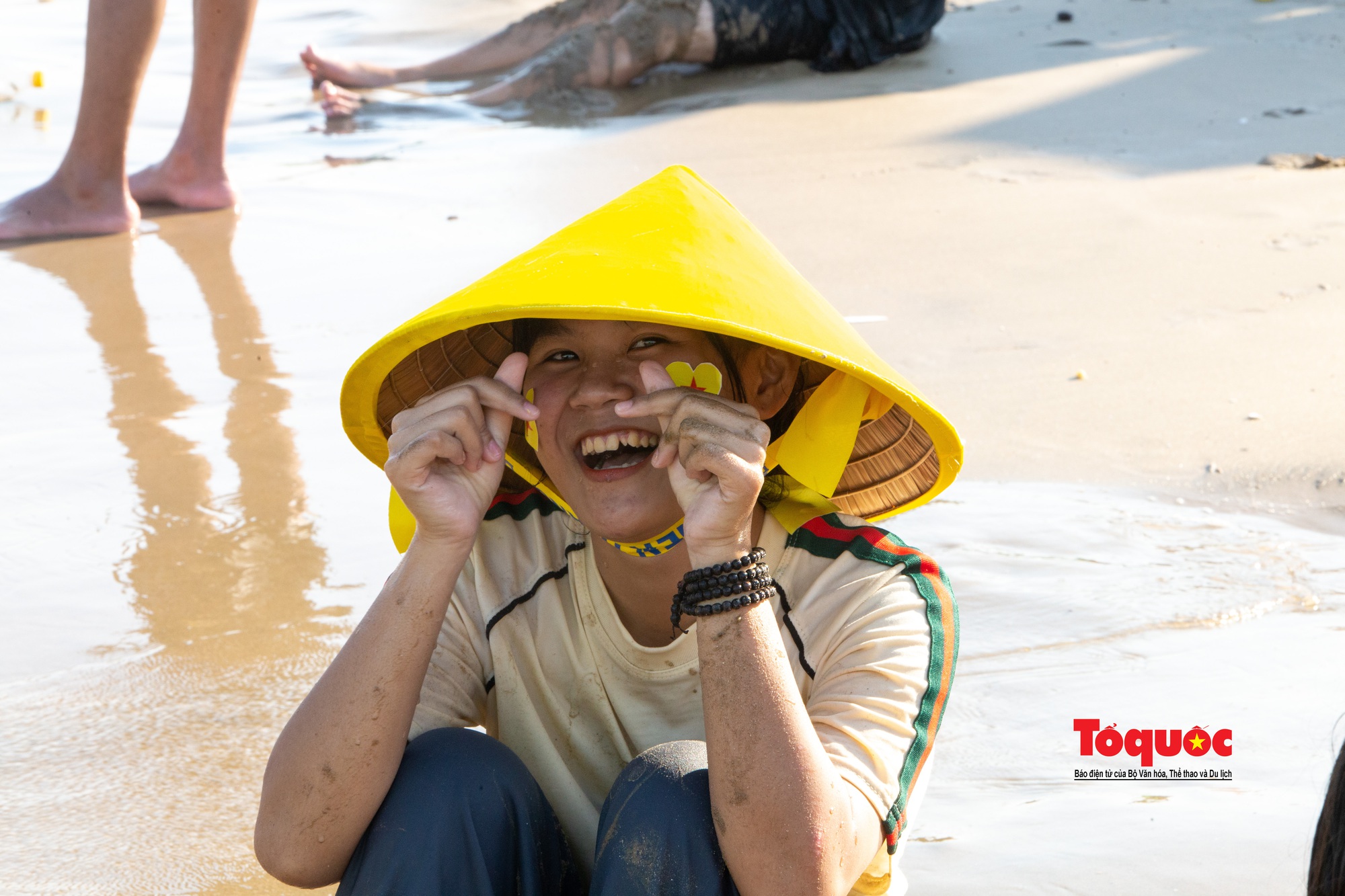 Ấn tượng đặc biệt ở lễ hội đua thuyền làng biển… Cảnh Dương - Ảnh 23.