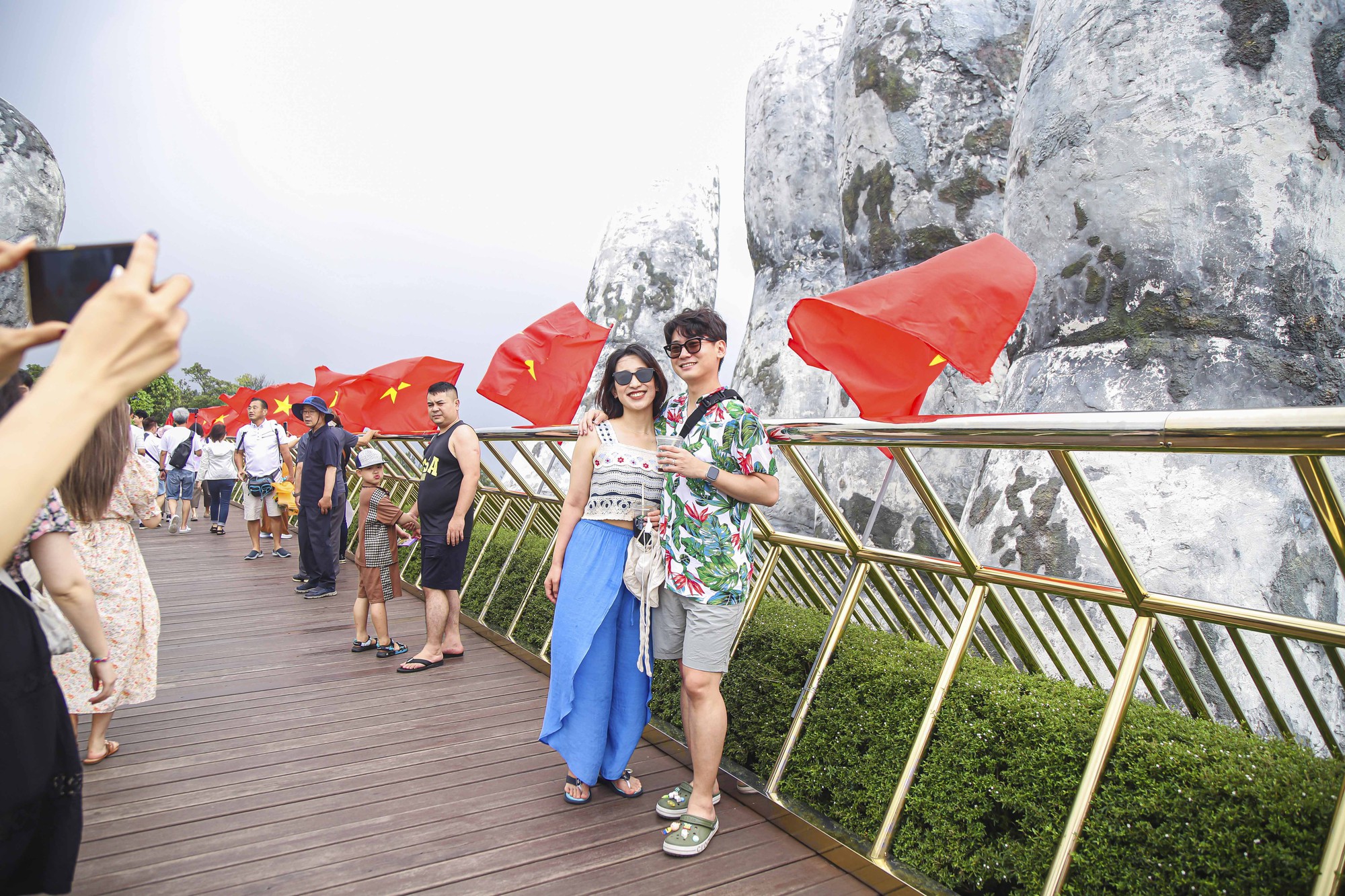 Các khu, điểm du lịch tại Đà Nẵng hút khách dịp lễ 2/9 - Ảnh 11.