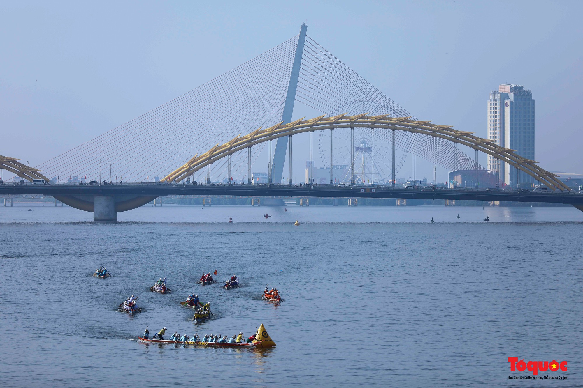 Sôi nổi giải đua thuyền truyền thống trên sông Hàn chào mừng Quốc khánh 2/9 - Ảnh 4.