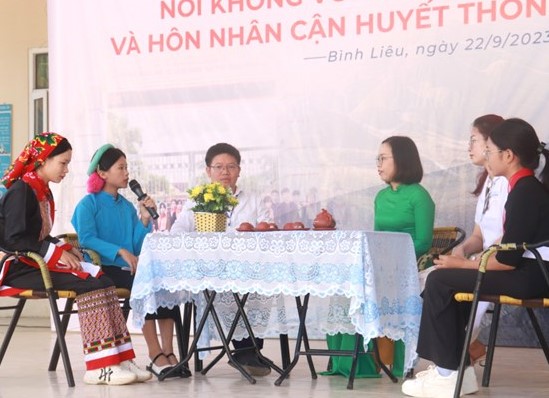 Quảng Ninh: Học sinh Dân tộc thiểu số nói không với tảo hôn và hôn nhân cận huyết thống - Ảnh 1.